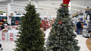 Tariffs Drive Up Artificial Tree Prices Boosting Real Tree Sales - USA Works