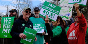 Illinois State University workers secure new contract end 4-week strike - USA Works Illinois State workers win a new contract, end 4-week strike