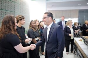 Governor-Shapiro-Attends-Ribbon-Cutting-of-New-Fidelity-Bank-Corporate-Center-2jpg - USA Works